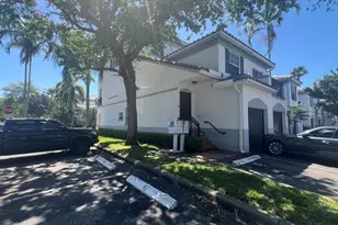 735 SW 148th Ave, Davie, FL 33325 - Photo 1