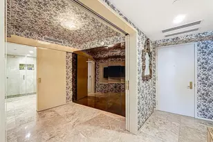 1800 S Ocean Dr, Hallandale Beach, FL 33009 - Photo 19