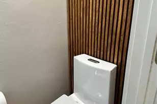 620 NE 28th St, Fort Lauderdale, FL 33334 - Photo 13