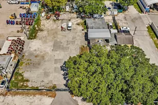 4901 SW 51st St, Davie, FL 33314 - Photo 1