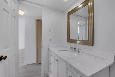 301 Croton Avenue #302, Lantana, FL 33462 - Photo 9
