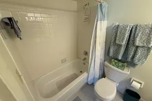 8405 NW 61st St, Tamarac, FL 33321 - Photo 13