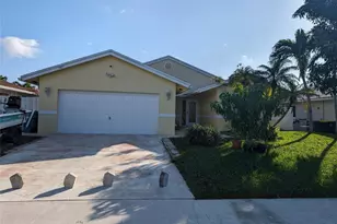 707 SE 3rd Ave, Dania Beach, FL 33004 - Photo 3