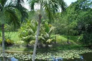 9000 Jacaranda Ln, Plantation, FL 33324 - Photo 21