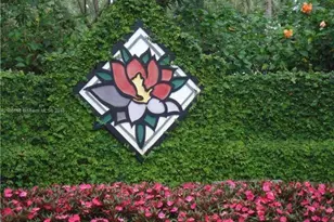 9000 Jacaranda Ln, Plantation, FL 33324 - Photo 23