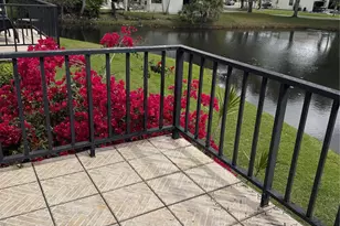 9000 Jacaranda Ln, Plantation, FL 33324 - Photo 13