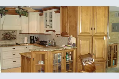 9000 Jacaranda Lane #207, Plantation, FL 33324 - Photo 5