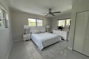 1042 Tyler St, Hollywood, FL 33019 - Photo 9