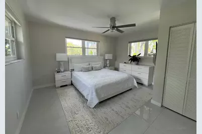 1042 Tyler Street, Hollywood, FL 33019 - Photo 9
