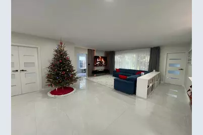 1042 Tyler Street, Hollywood, FL 33019 - Photo 5
