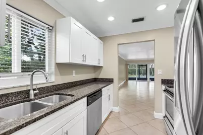 3981 NW 81st Terrace, Coral Springs, FL 33065 - Photo 11