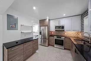 615 N 32nd Ave, Hollywood, FL 33021 - Photo 9