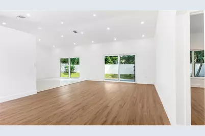 1811 SW 124th Way, Miramar, FL 33027 - Photo 3