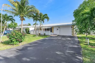 370 S Golf Boulevard, Pompano Beach, FL 33064 - Photo 9
