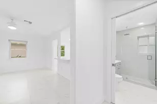 1005 NW 123rd St, North Miami, FL 33168 - Photo 13