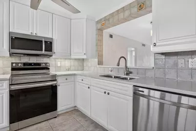 2301 Lucaya Lane #M4, Pompano Beach, FL 33066 - Photo 3