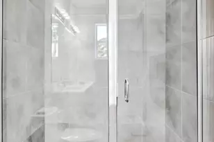 480 NE 35th Ct, Oakland Park, FL 33334 - Photo 17