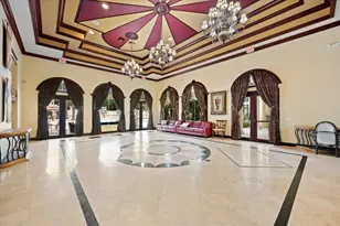 10295 Trianon Pl, Wellington, FL 33449 - Photo 17