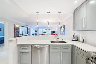 545 Oaks Ln, Pompano Beach, FL 33069 - Photo 15