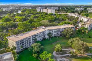 545 Oaks Ln, Pompano Beach, FL 33069 - Photo 79