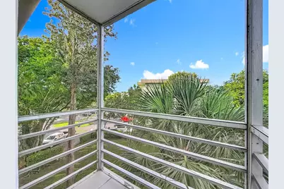 545 Oaks Lane #410, Pompano Beach, FL 33069 - Photo 59