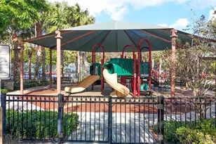 545 Oaks Ln, Pompano Beach, FL 33069 - Photo 75