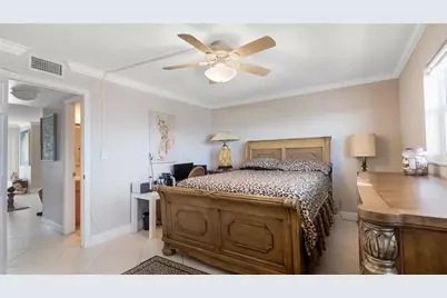 1169 Hillsboro Mile #717, Pompano Beach, FL 33062 - Photo 13