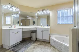 13063 NW 11th Ct, Sunrise, FL 33323 - Photo 11