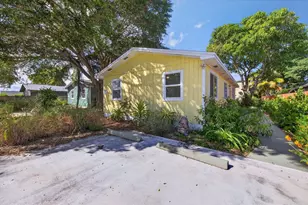 117 NE 8th St, Pompano Beach, FL 33060 - Photo 3