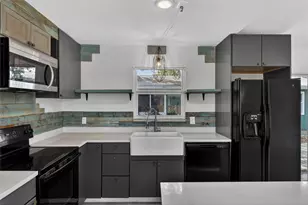 117 NE 8th St, Pompano Beach, FL 33060 - Photo 19