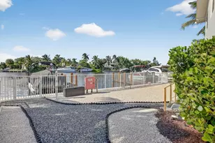 1821 Middle River Dr, Fort Lauderdale, FL 33305 - Photo 27