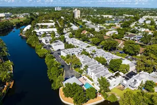 658 Kensington Pl, Wilton Manors, FL 33305 - Photo 1