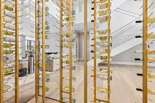 68 Isla Bahia Dr, Fort Lauderdale, FL 33316 - Photo 17