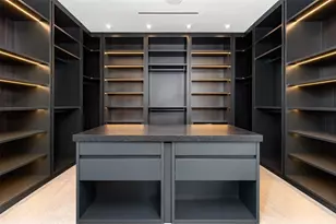 68 Isla Bahia Dr, Fort Lauderdale, FL 33316 - Photo 57