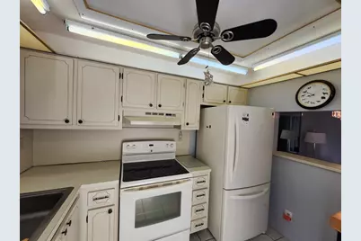 9661 Sunrise Lakes Boulevard #302, Sunrise, FL 33322 - Photo 7