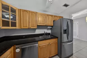 6521 Bay Club Dr, Fort Lauderdale, FL 33308 - Photo 11