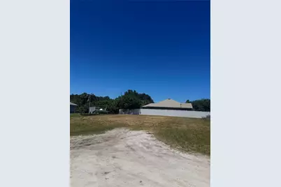 8565 90th Avenue, Vero Beach, FL 32967 - Photo 3