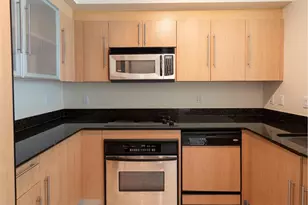335 S Biscayne Blvd, Miami, FL 33131 - Photo 11
