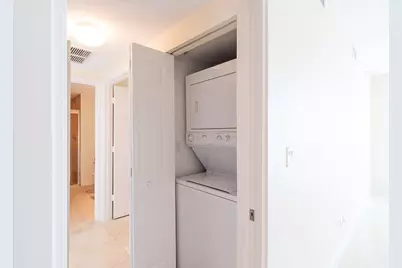 335 S Biscayne Boulevard #2400, Miami, FL 33131 - Photo 15