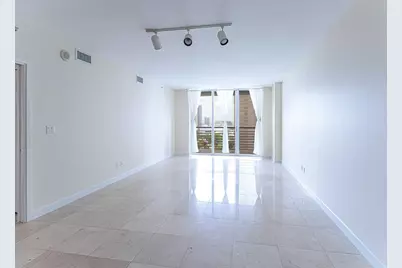 335 S Biscayne Boulevard #2400, Miami, FL 33131 - Photo 3