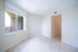 335 S Biscayne Blvd, Miami, FL 33131 - Photo 31