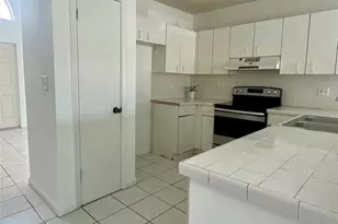 5401 NW 188th St, Miami Gardens, FL 33055 - Photo 9