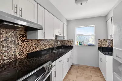 4810 NW 19th Street, Lauderhill, FL 33313 - Photo 9