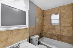 4810 NW 19th St, Lauderhill, FL 33313 - Photo 11