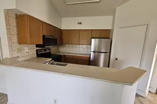 2445 SW 18th Ter Unit, Fort Lauderdale, FL 33315 - Photo 3
