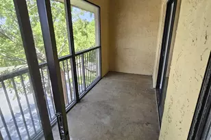 2445 SW 18th Ter Unit, Fort Lauderdale, FL 33315 - Photo 5