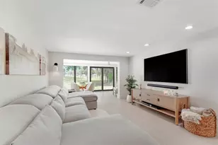 8569 Casa Del Lago, Boca Raton, FL 33433 - Photo 7