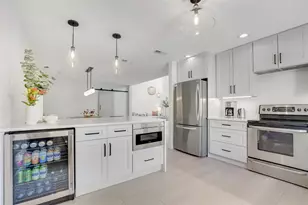 8569 Casa Del Lago, Boca Raton, FL 33433 - Photo 5