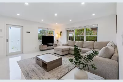 1409 NE 2nd Avenue, Fort Lauderdale, FL 33304 - Photo 1