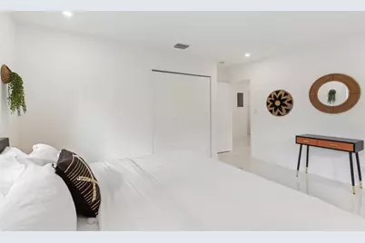 1409 NE 2nd Avenue, Fort Lauderdale, FL 33304 - Photo 15